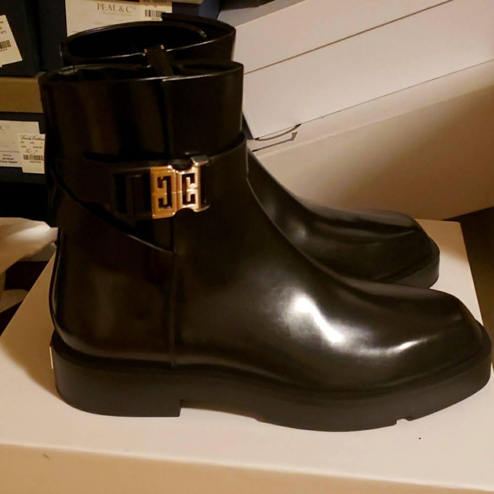 Givenchy boot